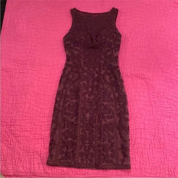 Sue Wong Deep Red Lace Midi Dress, US0 - Picture 4 of 12